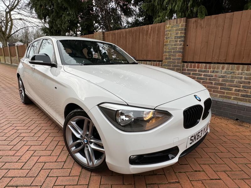 BMW 1 SERIES