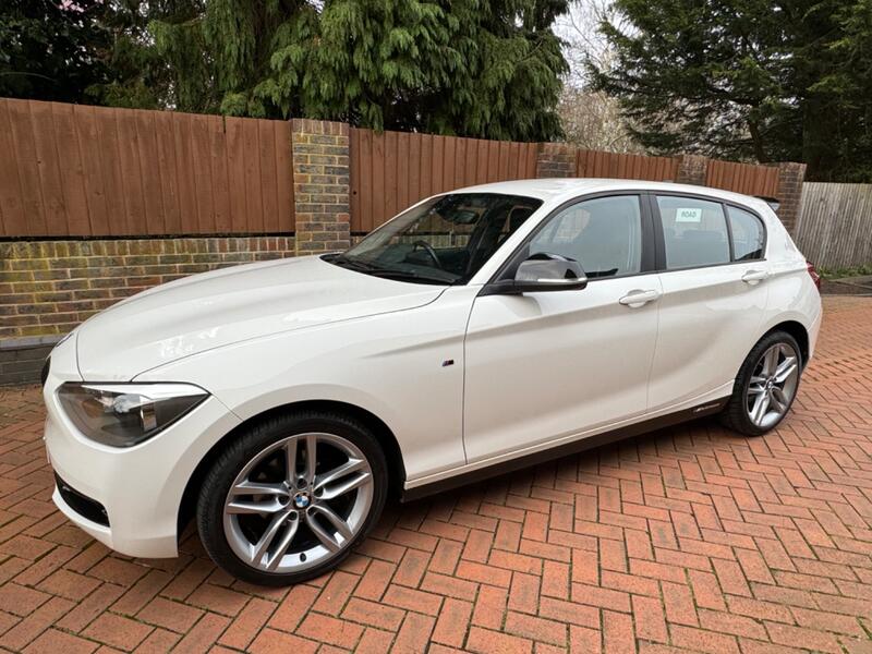 BMW 1 SERIES