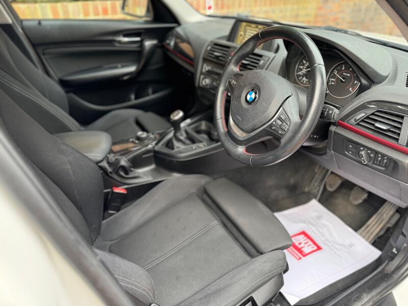 BMW 1 SERIES