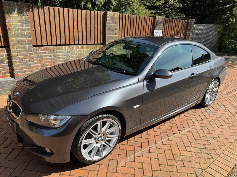 BMW 3 SERIES