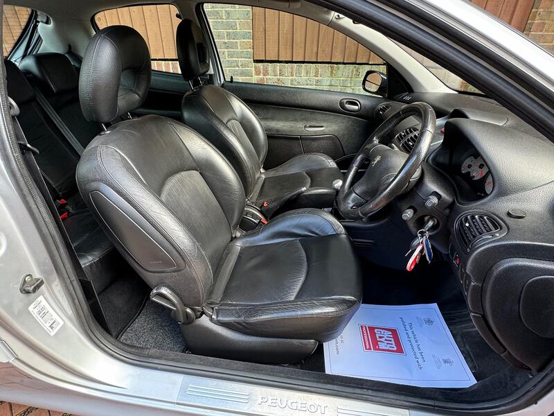 PEUGEOT 206