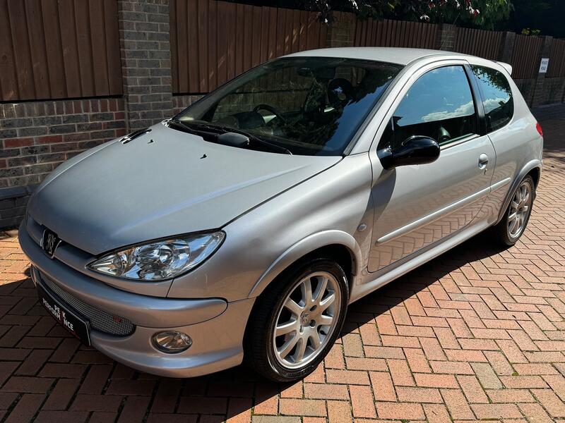 PEUGEOT 206