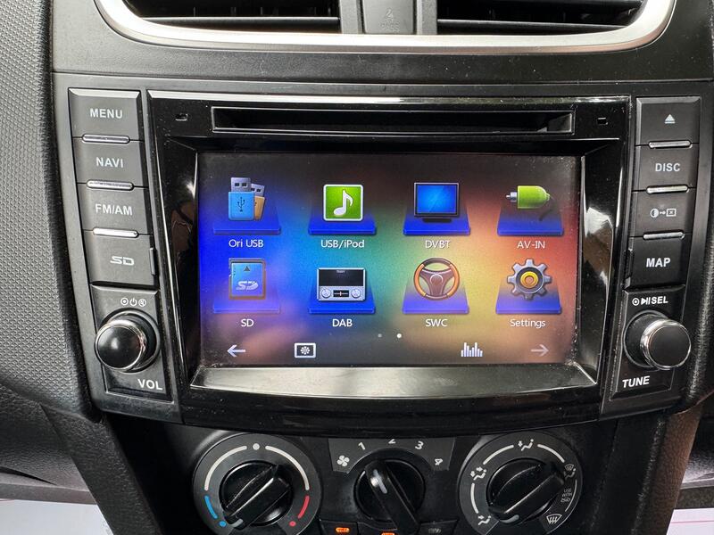 SUZUKI SWIFT