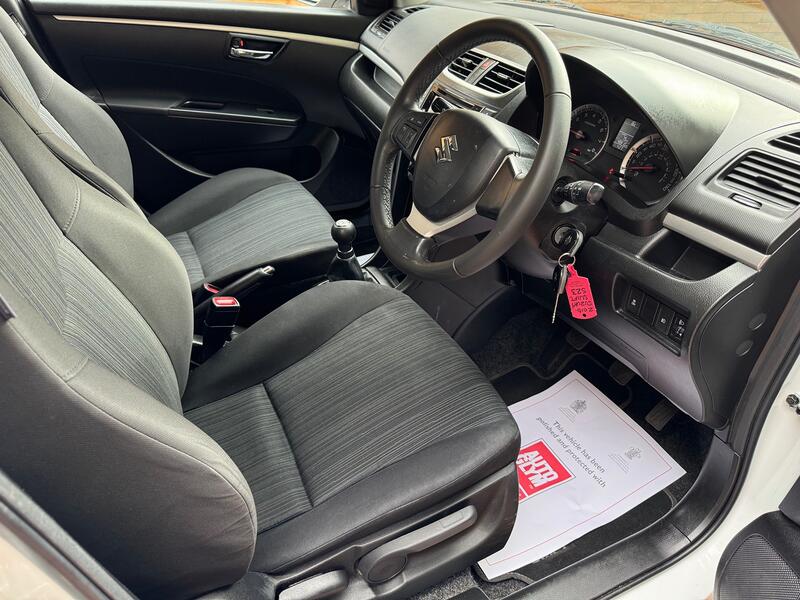 SUZUKI SWIFT
