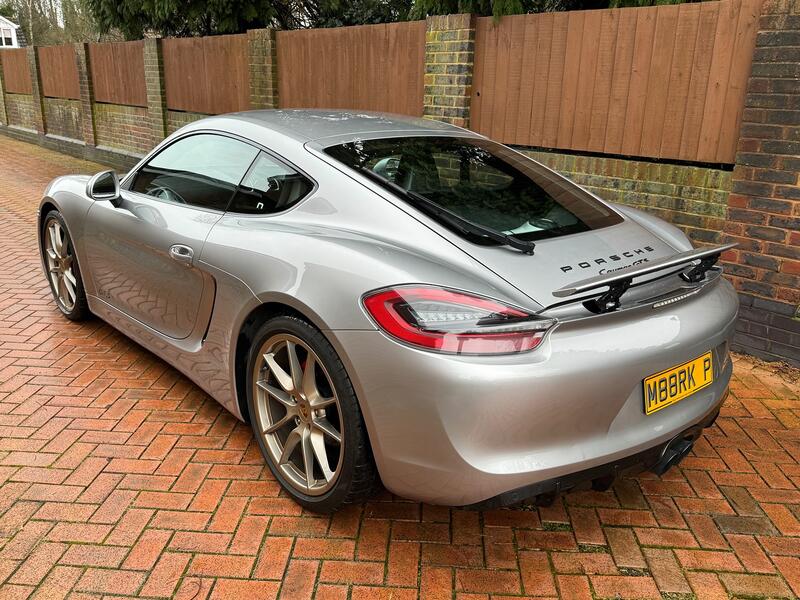 PORSCHE CAYMAN