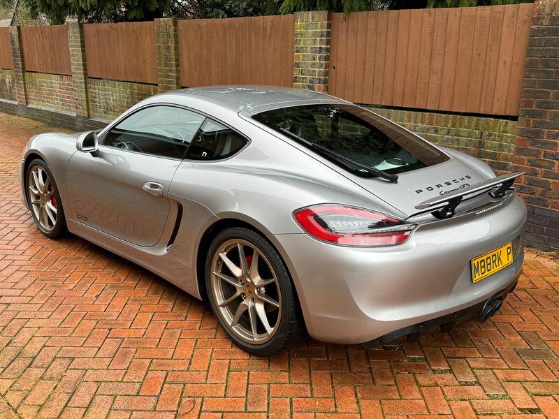 PORSCHE CAYMAN