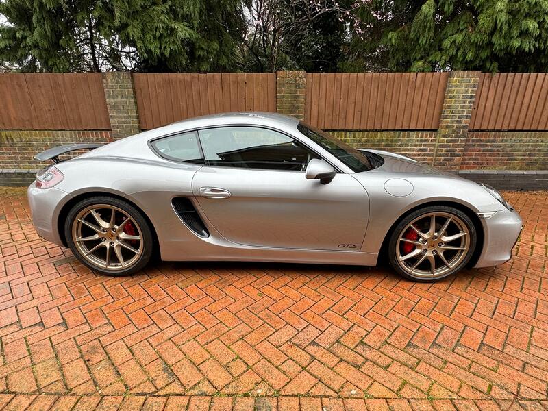 PORSCHE CAYMAN