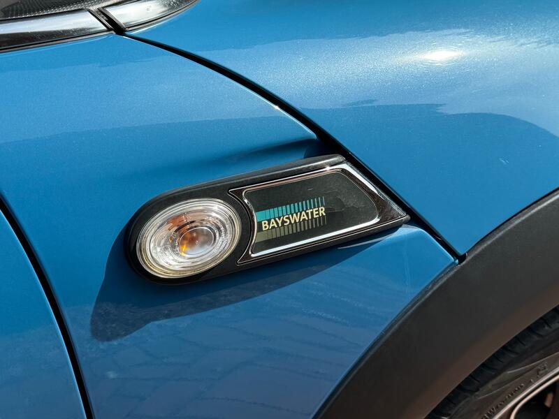MINI HATCH
