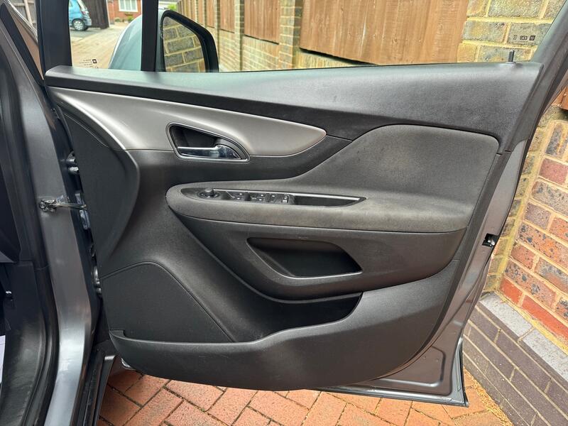 VAUXHALL MOKKA