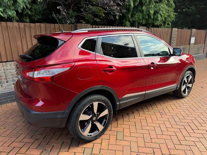 NISSAN QASHQAI