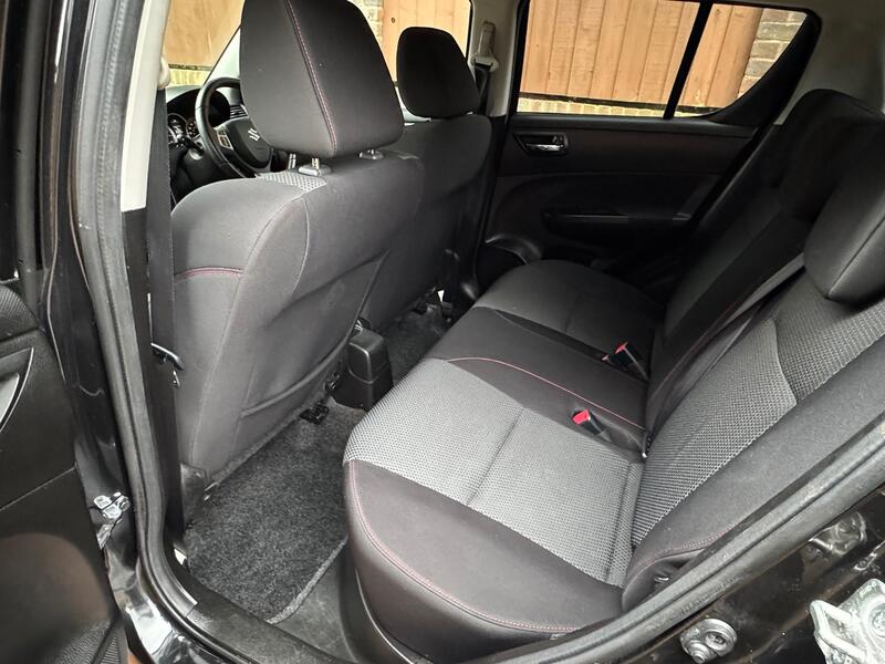 SUZUKI SWIFT