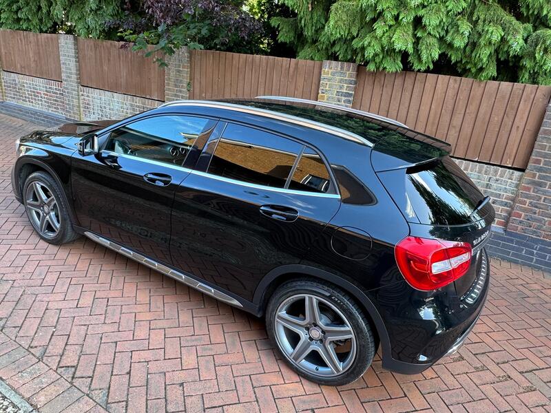 MERCEDES-BENZ GLA CLASS