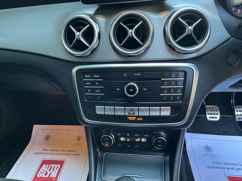 MERCEDES-BENZ GLA CLASS