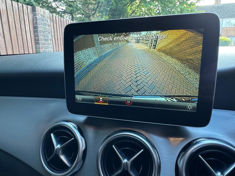 MERCEDES-BENZ GLA CLASS