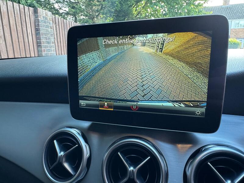 MERCEDES-BENZ GLA CLASS