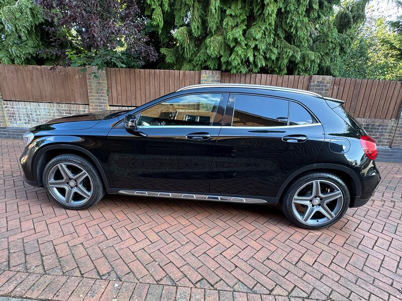 MERCEDES-BENZ GLA CLASS
