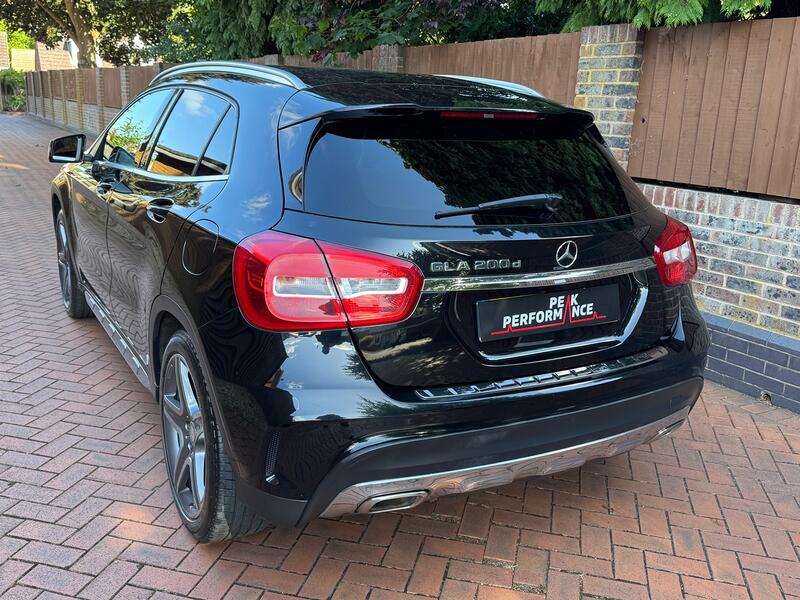 MERCEDES-BENZ GLA CLASS